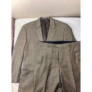 Kilburne and Finch Mens 2 Piece Suit Taupe Brown Plaid Pleated Cuffed 36W 30L